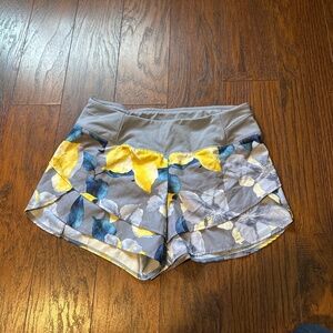 Blue Floral Anywhere Printed Petal Hem Shorts Medium